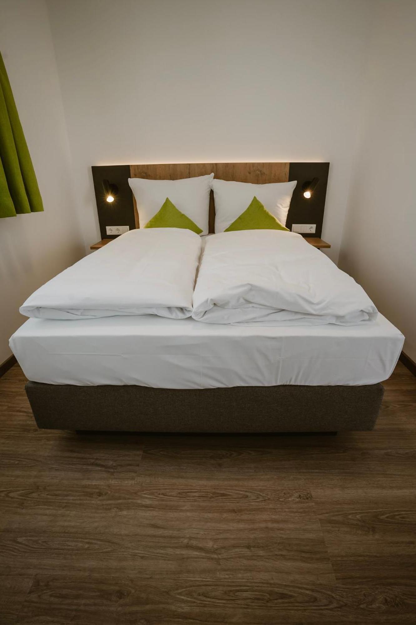 Motel Sleep Inn Toging am Inn Екстер'єр фото